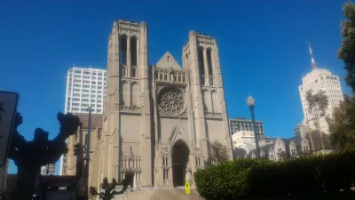 The best walking San Francisco city tour! : Grace cathedral in San Francisco
