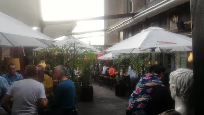 Where to go in Auckland at night? An Auckland Viaduct tour : Drink at the Hoppers Garden bar near Ponsonby Central