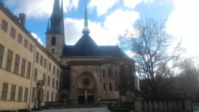 Birinci Dünya Turu Birinci Gün: Lüksemburg Şehri : Katedral Notre Dame de Lüksemburg